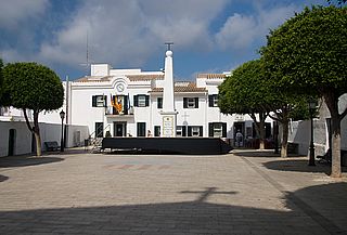 Sant LLuis und sein Rathaus